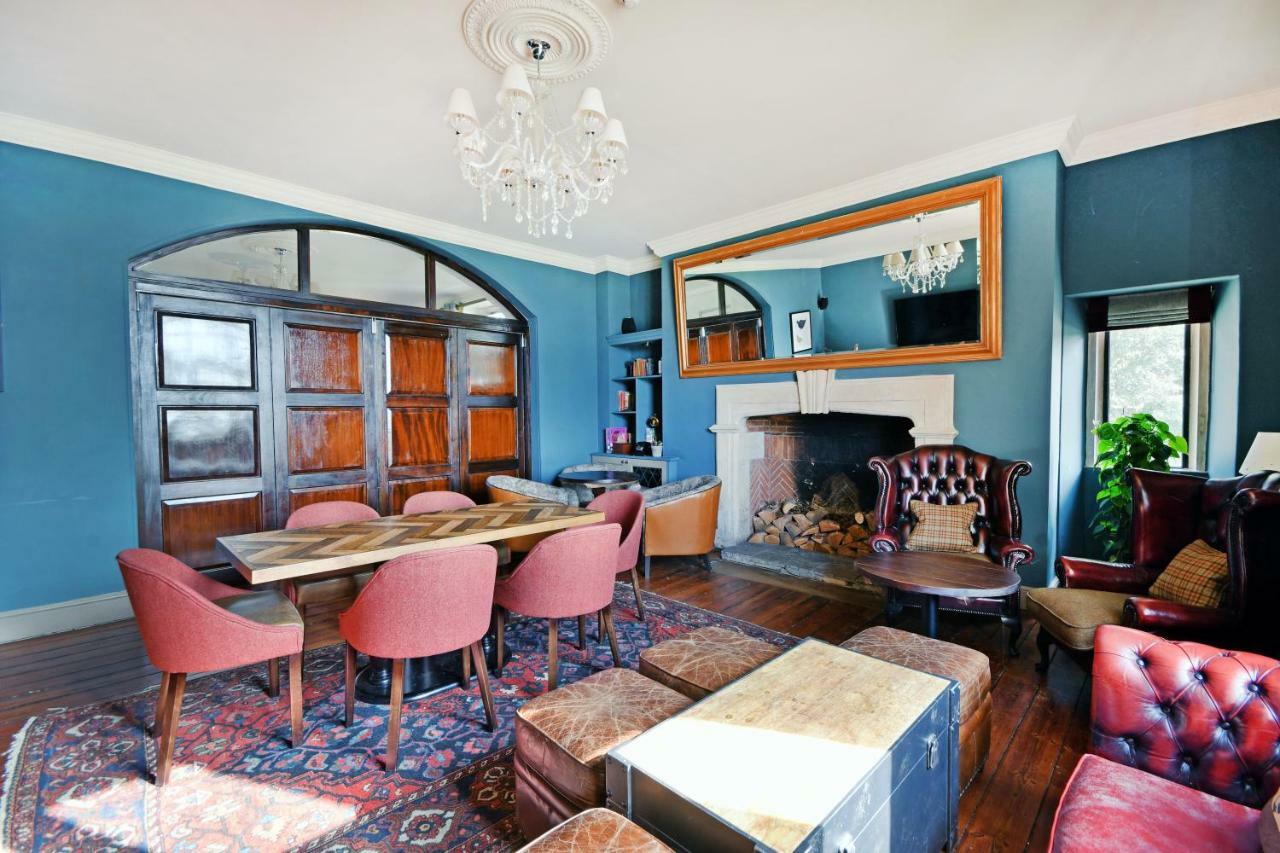 Stanton Manor Hotel Chippenham  Exterior foto